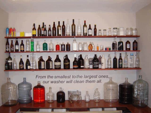 Various bottle types and containers that can be cleaned with an Aquatech BM bottle washer